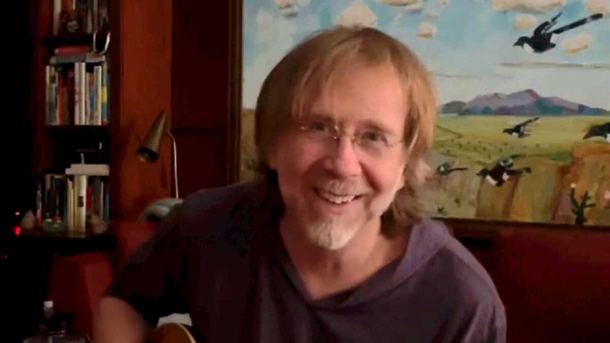 Phish Guitarist Trey Anastasio Launches Music Lesson Video Series