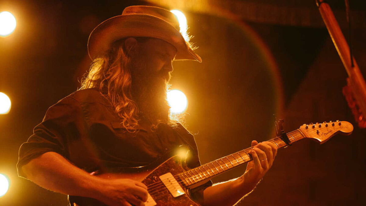 Chris Stapleton Adds 2024 Tour Dates With Tedeschi Trucks Band, Grace Potter & More
