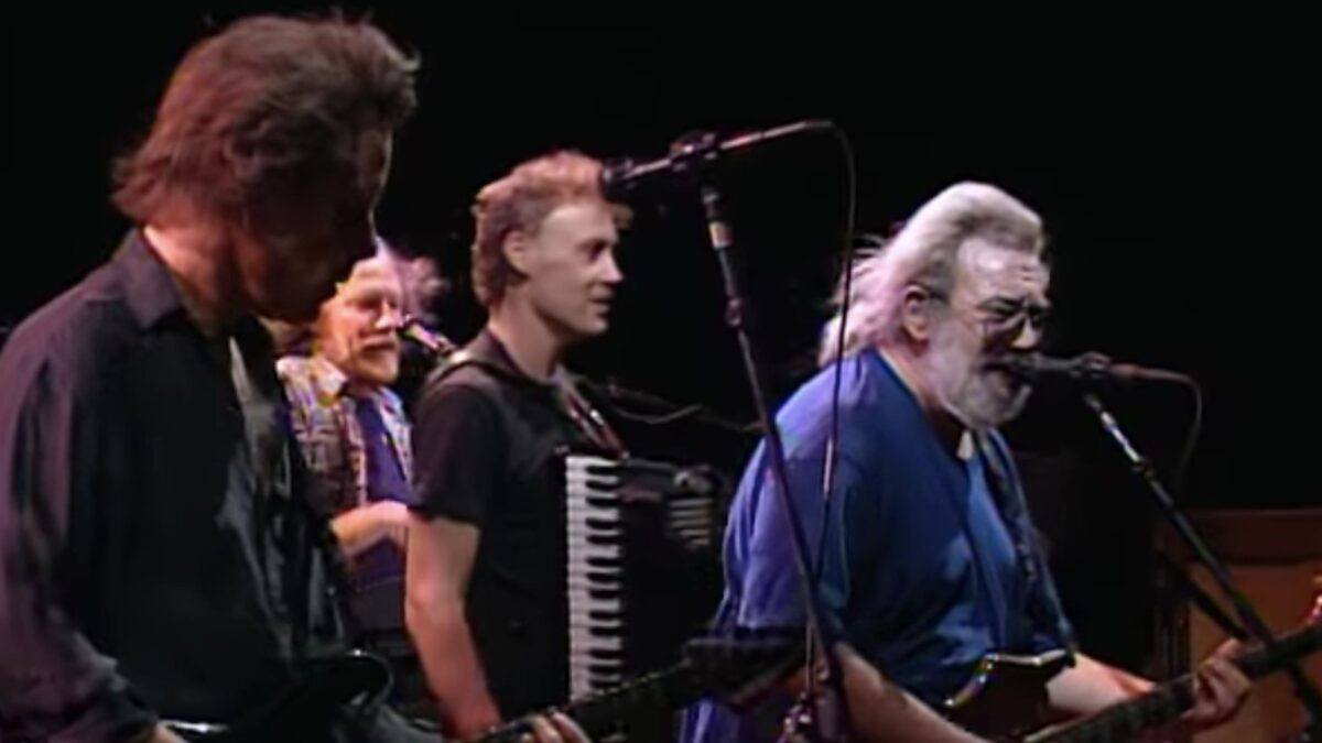 Watch Grateful Dead Cover ‘Iko Iko’ In Denver 1991: Pro-Shot Video