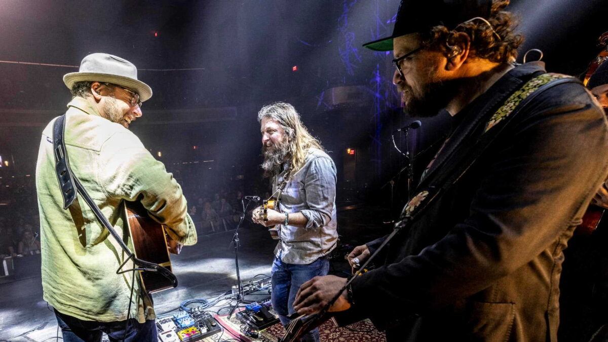 Greensky Bluegrass Welcomes The Infamous Stringdusters’ Andy Falco In Cleveland