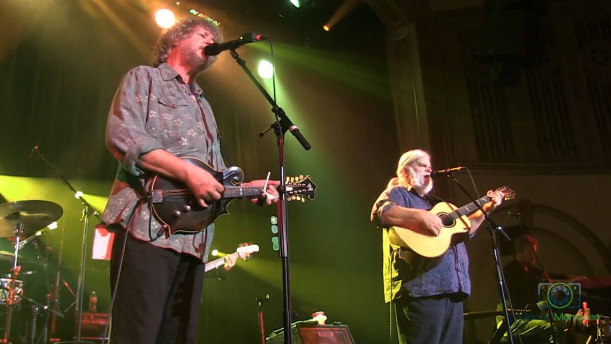 Watch Leftover Salmon Cover Soundgarden In Seattle