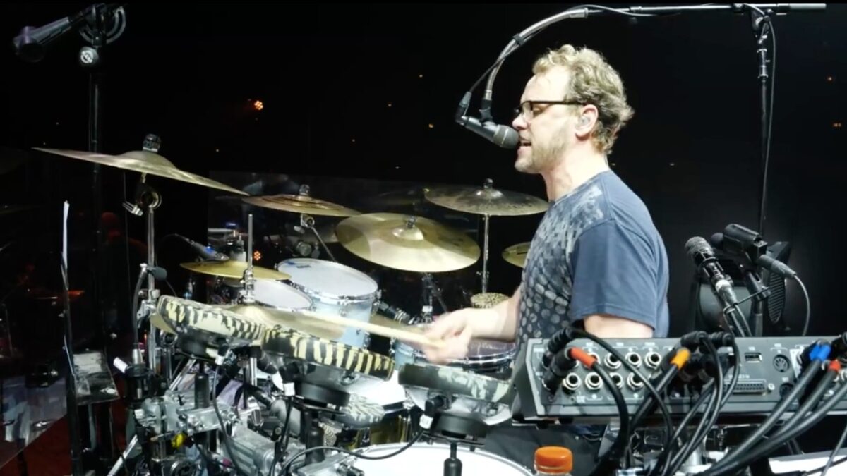 Umphrey’s McGee Busts Out Metallica Cover In Asheville