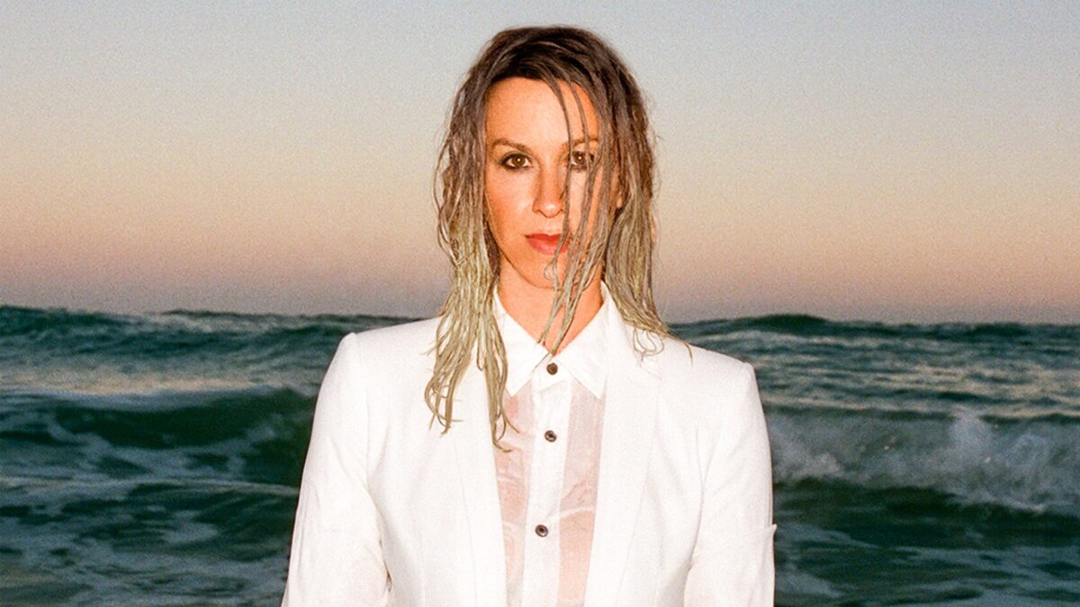 Alanis Morissette Confirms North American Summer Tour 2022