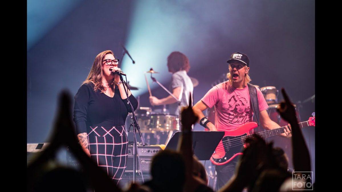 Umphrey's McGee: "Electric Avenue to Hell" feat. Jennifer Hartswick (Rekyjavik, Iceland 3/26/22)