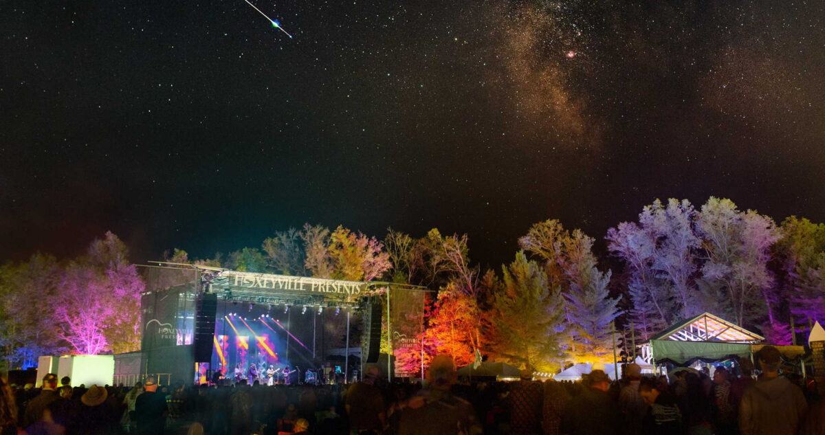 Hoxeyville Festival Live