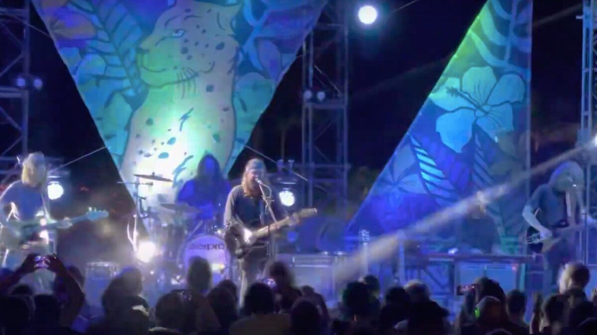 My Morning Jacket Members Join Strand Of Oaks In Mexico