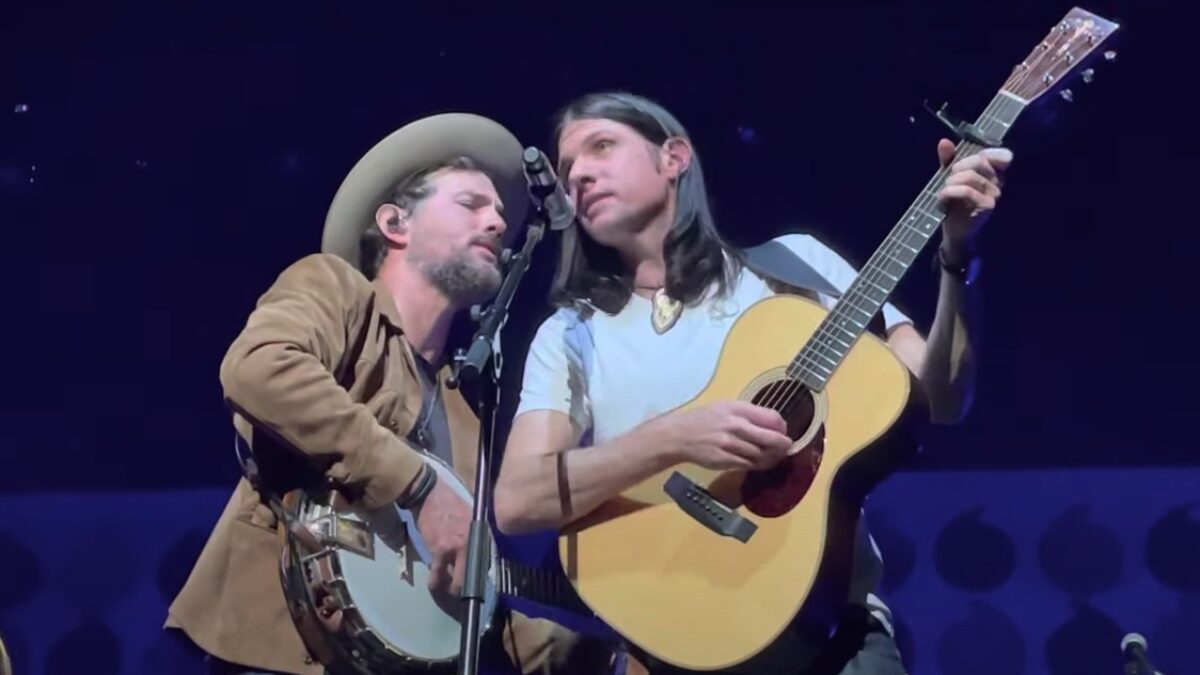 The Avett Brothers Debut Tom T. Hall Cover In Louisville