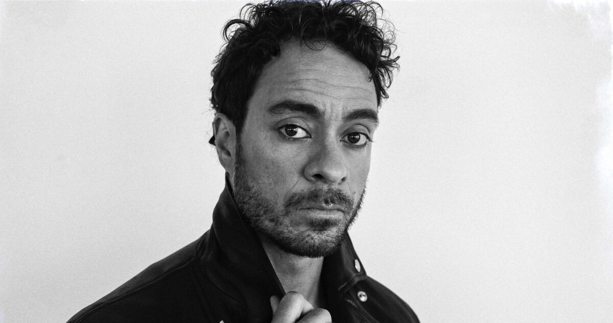 Amos Lee Press April 2022