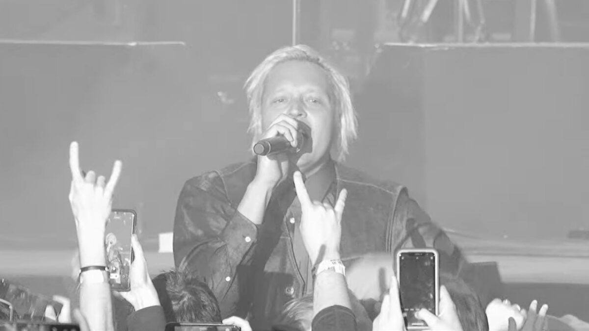 Watch Arcade Fire Play ‘We’ Songs & More In New Orleans: Pro-Shot Full Show Video