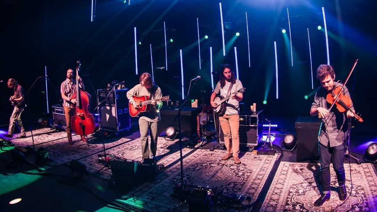 Billy Strings Welcomes Alex Hargreaves In Houston
