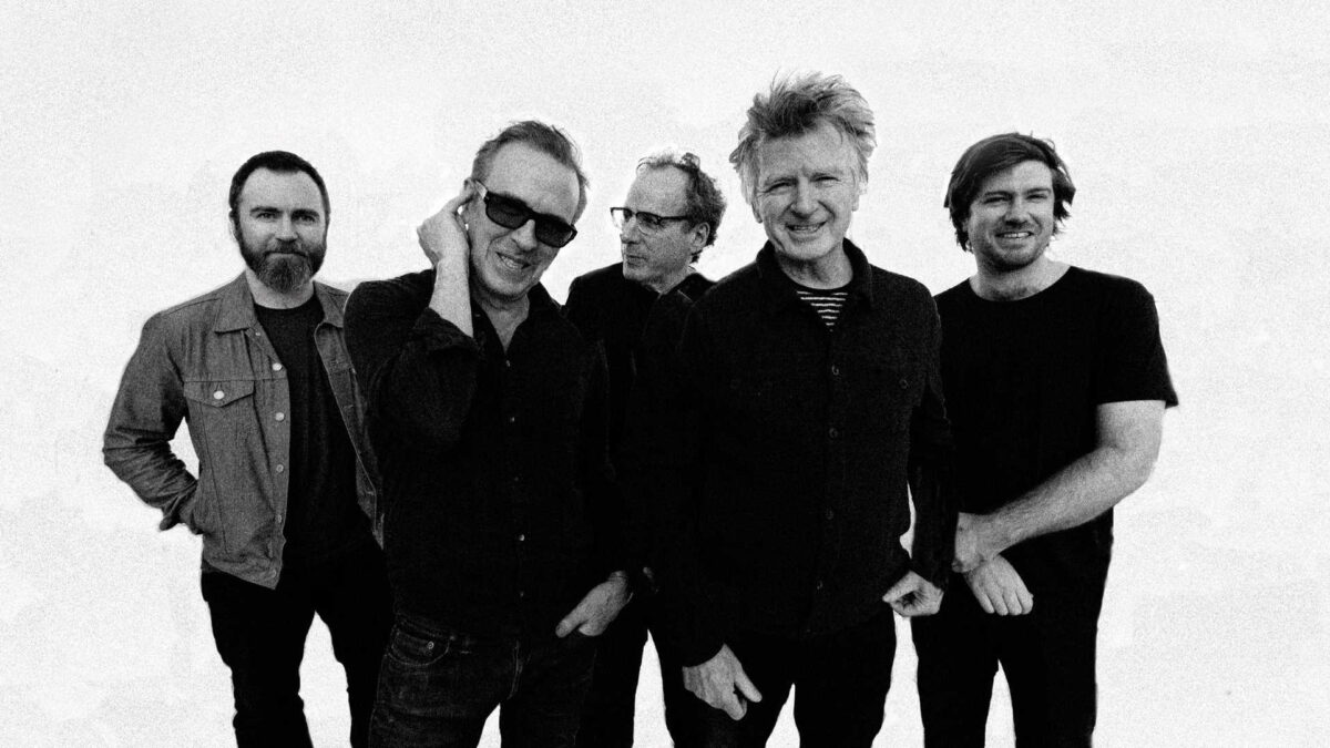 Crowded House Postpones North American Tour 2022