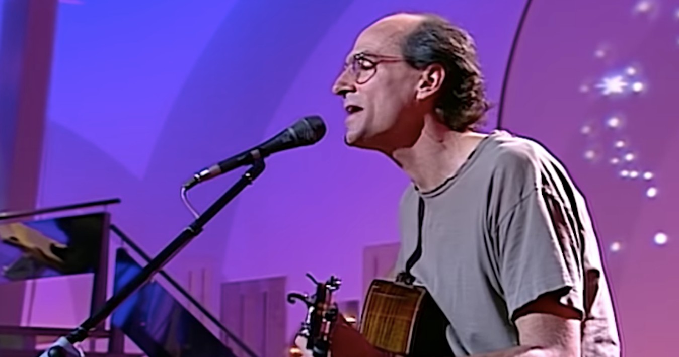 Watch James Taylor Perform ‘Carolina In My Mind’ Live In 1993 ProShot