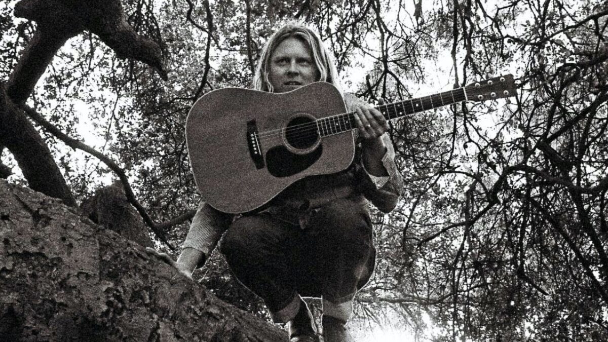 Ty Segall Announces New Album ‘Hello, Hi’ & Shares Single
