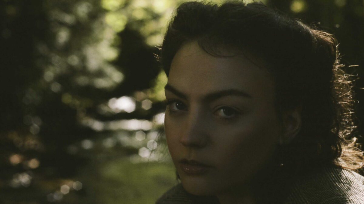 Angel Olsen Releases ‘Through The Fires’ Single