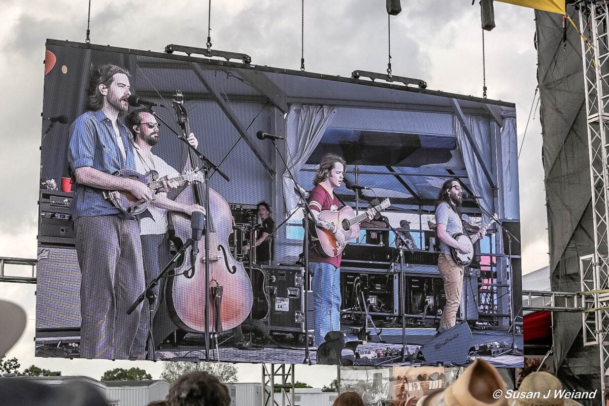 billy strings2118