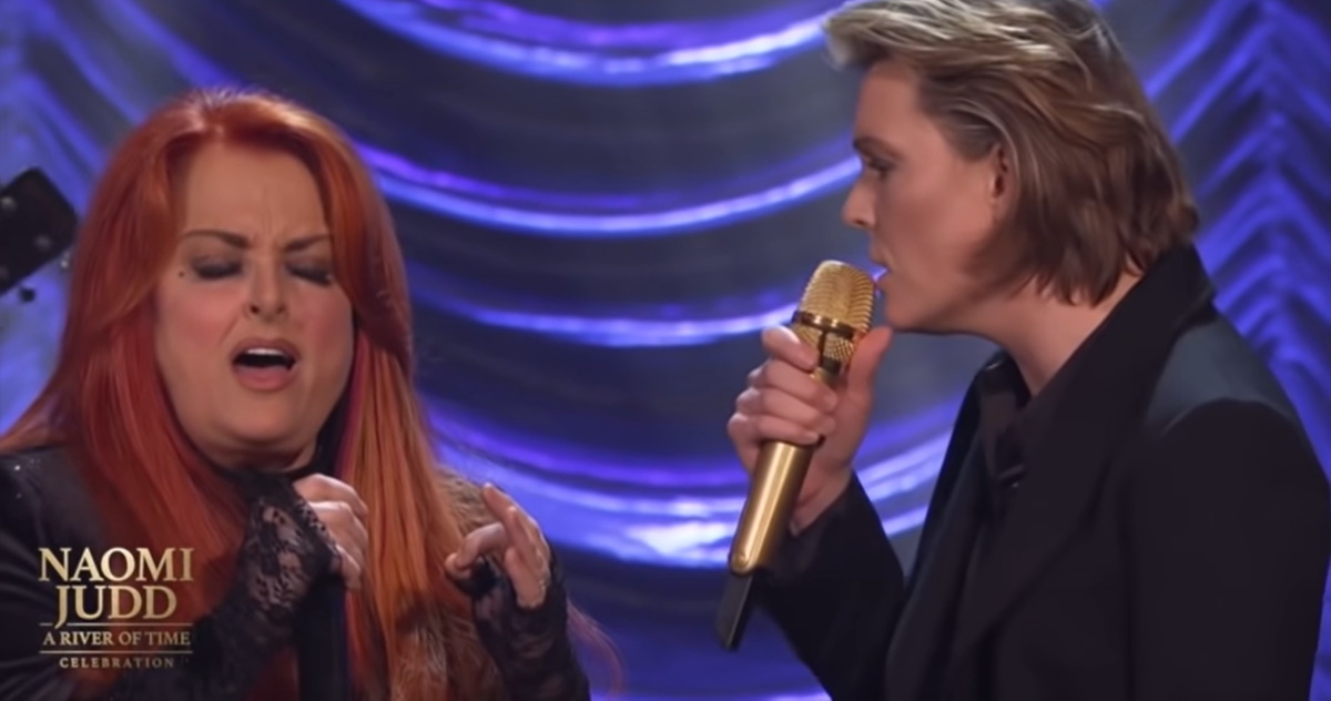 Naomi Judd Tributre Wynonna Brandi