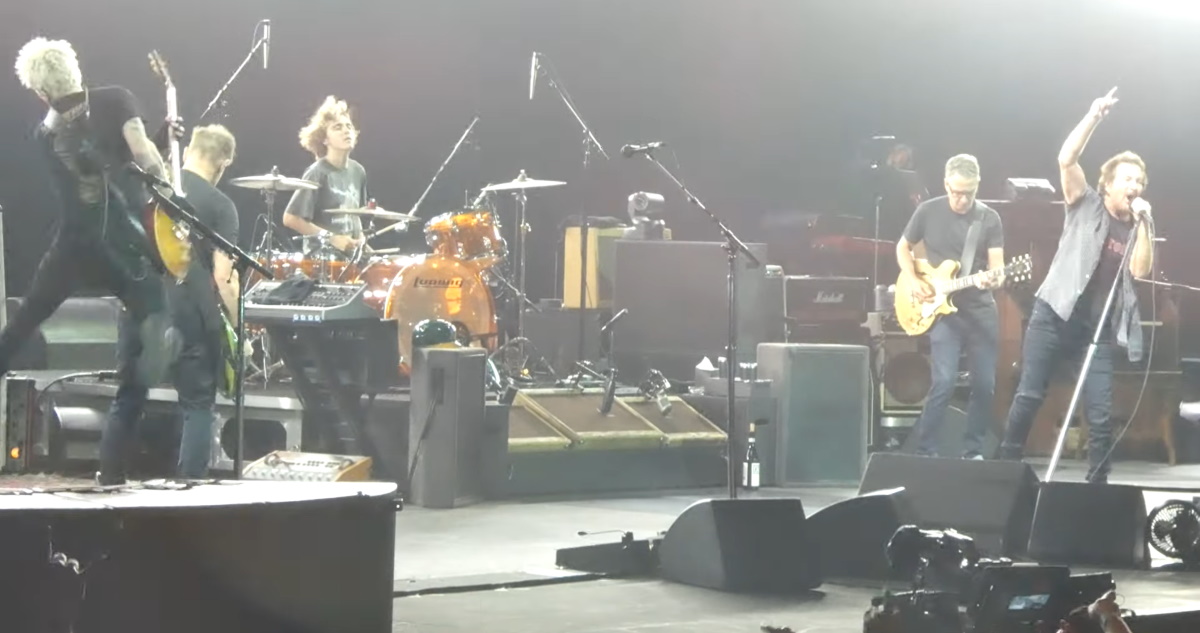 Pearl Jam Teen Drummer Kai Neukermans In Oakland