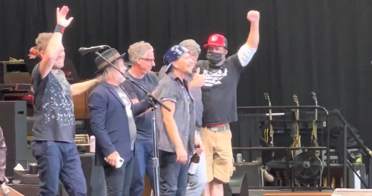 Pearl Jam Matt Cameron COVID Oakland