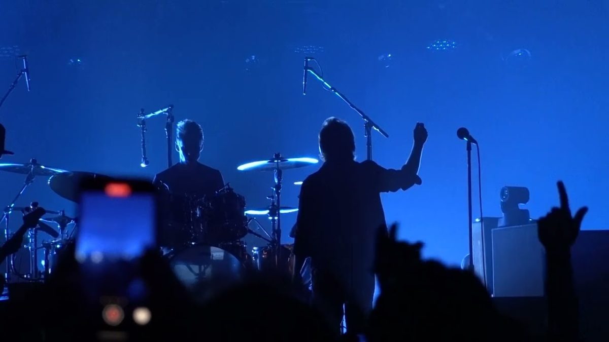 PEARL JAM : "Oceans" - Viejas Arena / San Diego, California (May 3, 2022)
