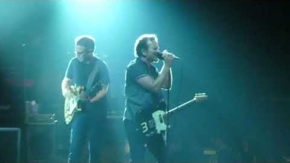 Pearl Jam - Rearviewmirror - Oakland (May 13, 2022)