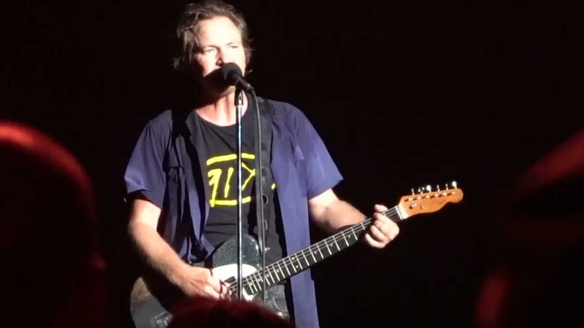 Pearl Jam Kicks Off North American Tour 2022 In San Diego