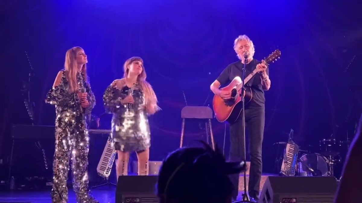 Roger Waters / LUCIUS perform “Mother” Live at the Beacon Theatre