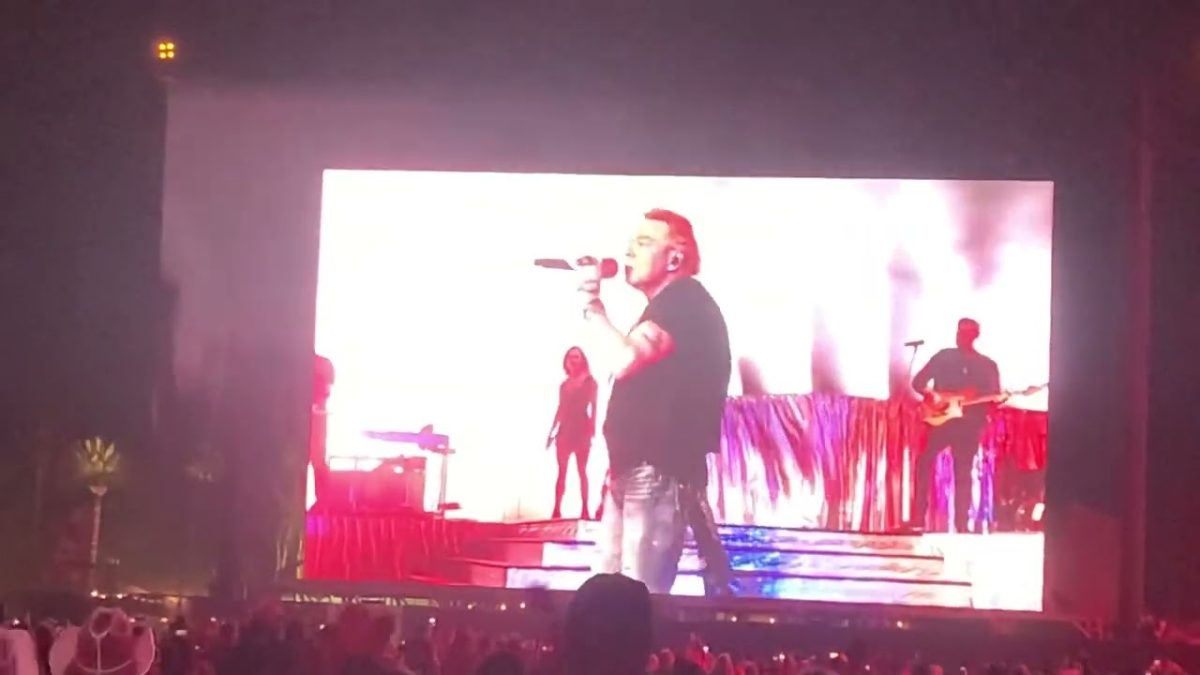 Stagecoach 2022 - Carrie Underwood with Axel Rose - Sweet Child of Mine