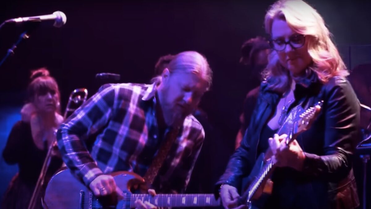 Watch Tedeschi Trucks Band Perform ‘Laugh About It’ Live At Tivoli Theatre In 2021