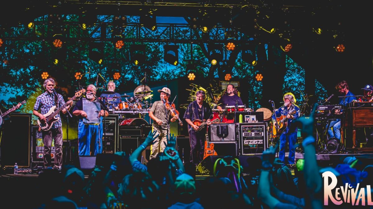Leftover Salmon Members Join The String Cheese Incident At Revival Music Festival