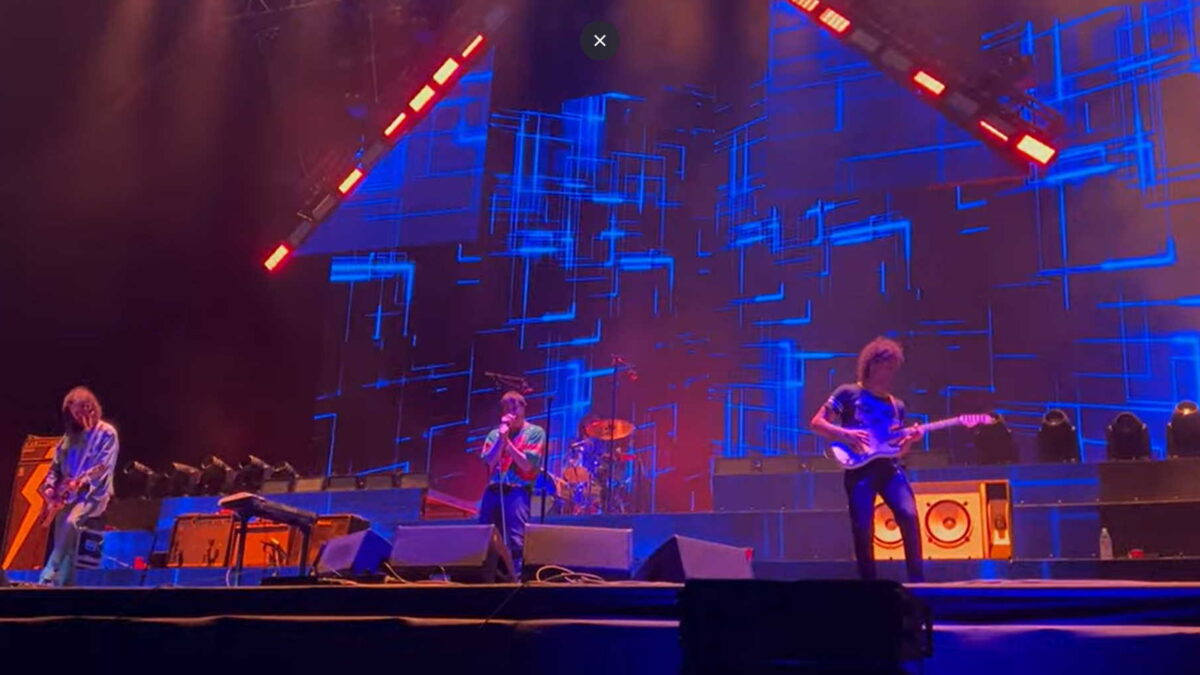 The Strokes Break Out ‘Between Love & Hate’ In Mexico City