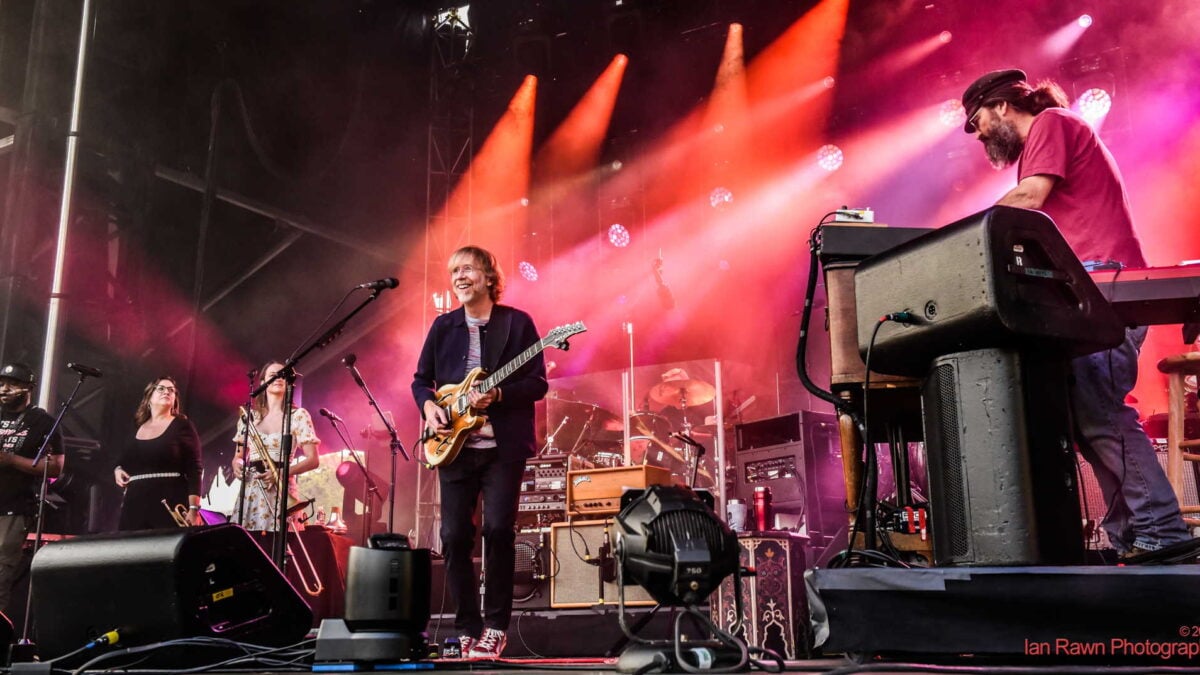 Trey Anastasio Band Debuts 'Hey Stranger' In Boston