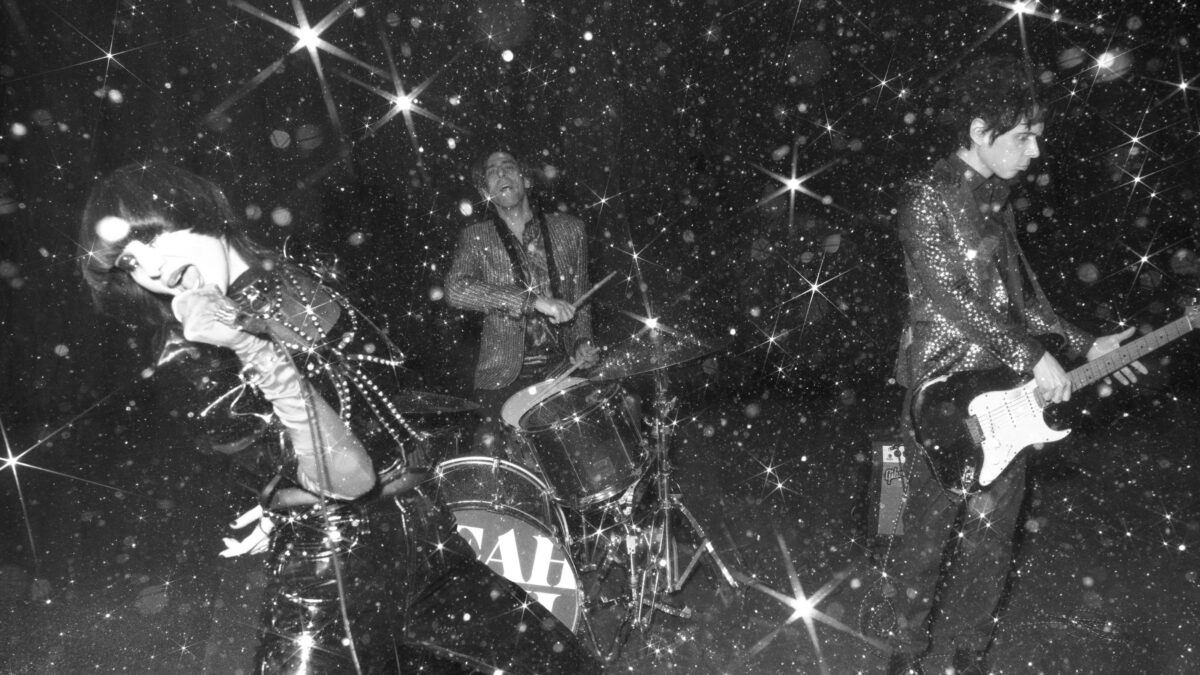 Yeah Yeah Yeahs Announce October 2022 Concerts In New York City & Los Angeles, Tease New Music