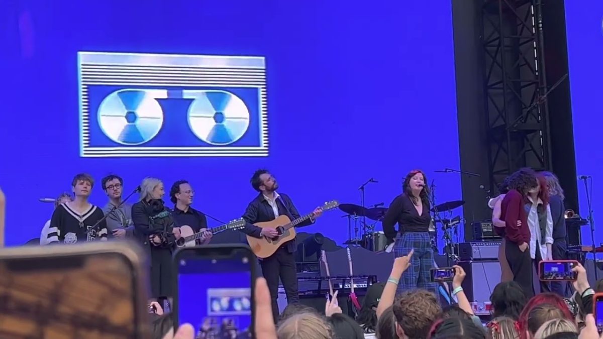 Lucy Dacus w/ Phoebe Bridgers & MUNA - Going Going Gone - Live at Forest Hills Stadium 06/16/2022