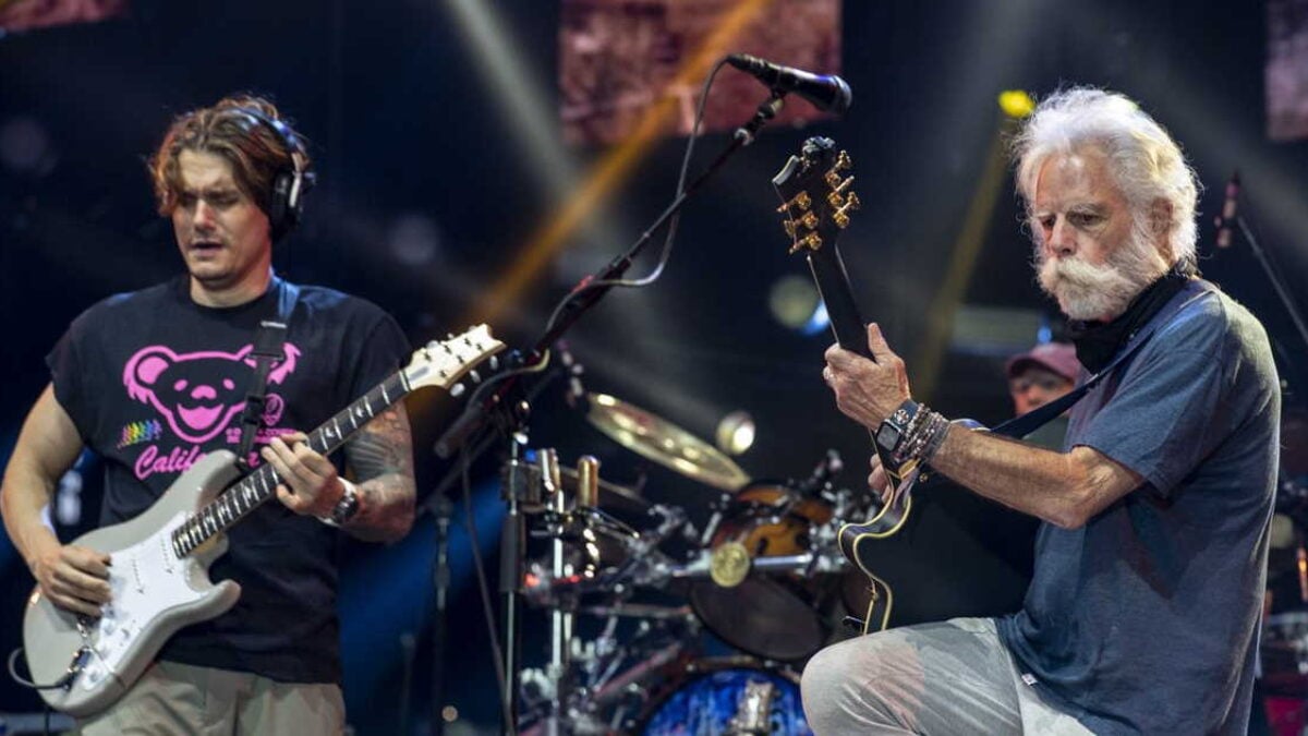 Dead & Company Debuts ‘Sing Me Back Home’ Cover At Shoreline