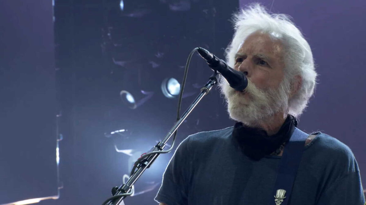 Dead & Company Shows Support For Abortion Rights At Wrigley Field