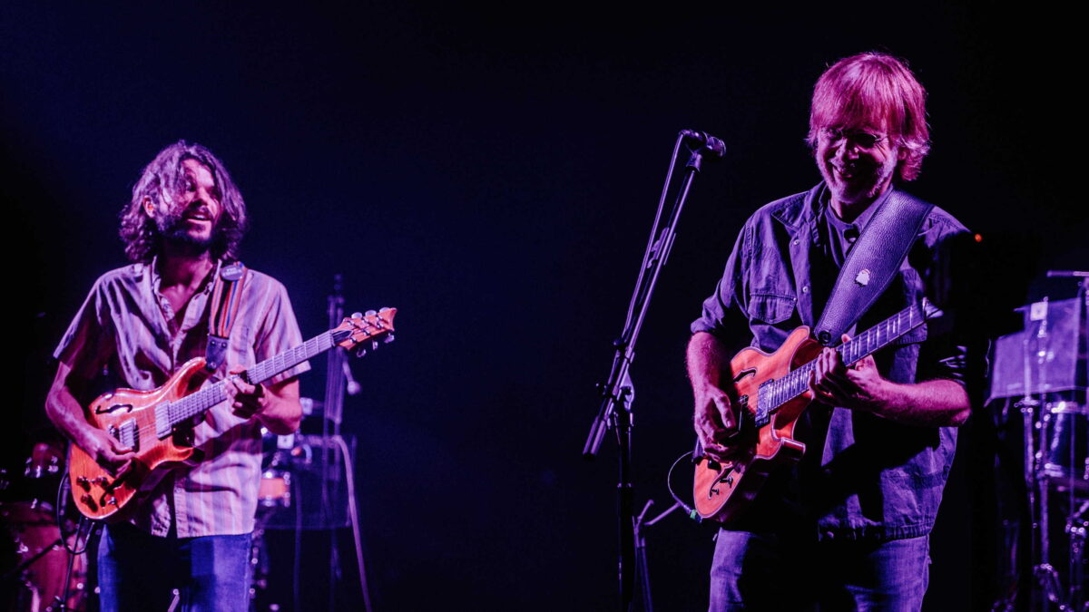 [UPDATED] Goose Welcomes Trey Anastasio & Father John Misty At Radio City Music Hall