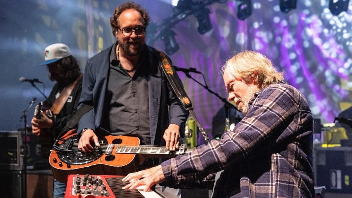 Lindsay Lou, Bill Payne & More Join Greensky Bluegrass At Camp Greensky