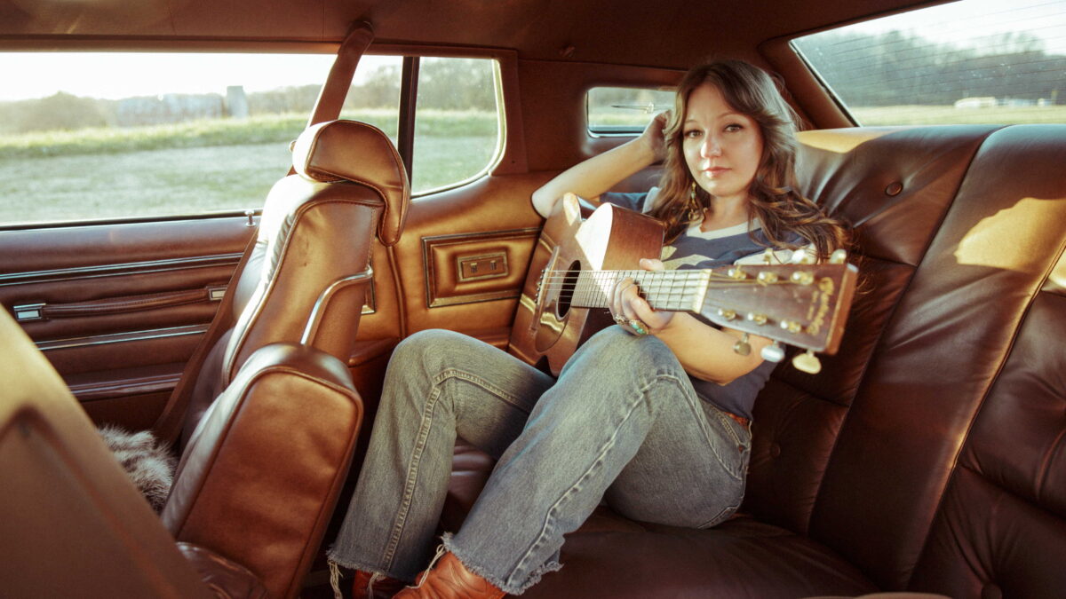 Kelsey Waldon Shares ‘Tall And Mighty’ Single