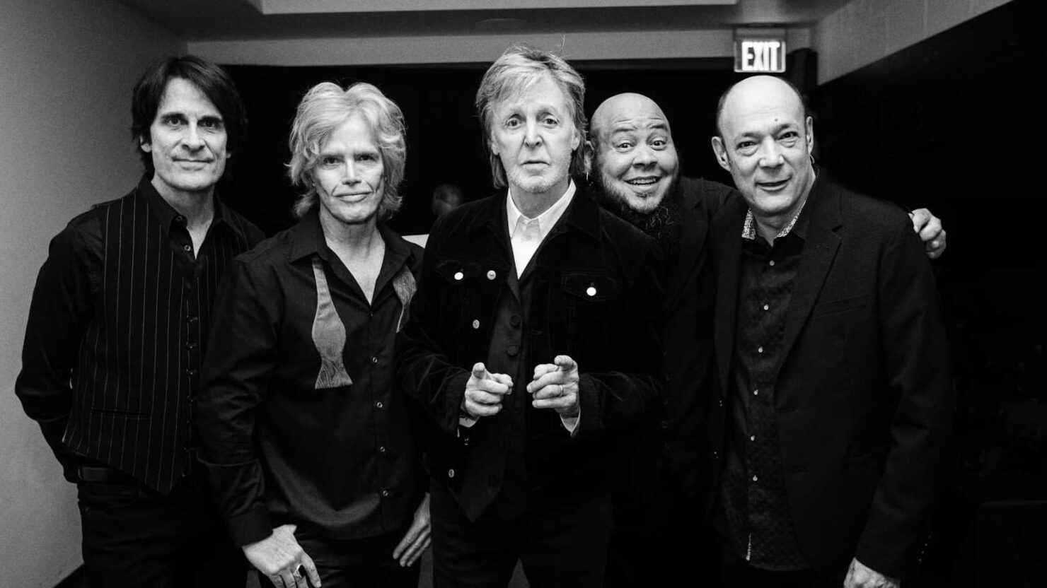 Paul McCartney Plays ‘Jet’ At Fenway Park