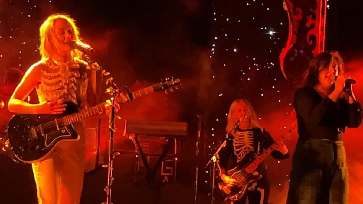 Phoebe Bridgers Welcomes Lucy Dacus At Forest Hills Stadium