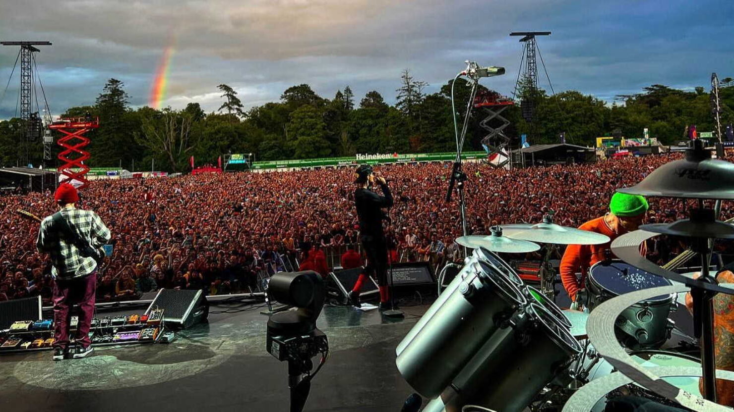 Red Hot Chili Peppers Perform Sir Psycho Sexy They Re Red Hot In Dublin