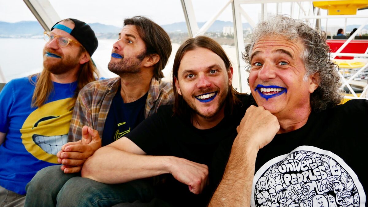 Universe Peoples Release ‘Indigo Smiles’ Live Video: Exclusive Premiere