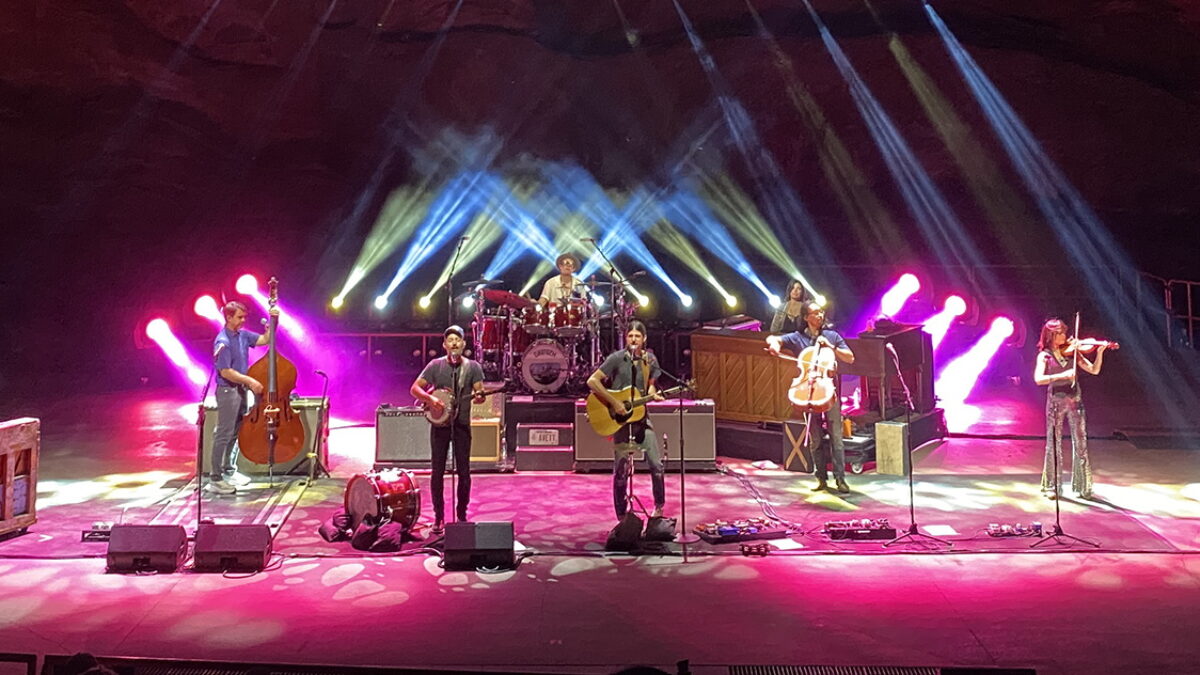 The Avett Brothers Announce New Year’s Eve 2023 Concert With Marcus King