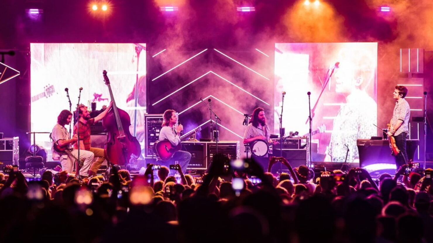 Billy Strings Makes Alex Hargreaves Official Band Member