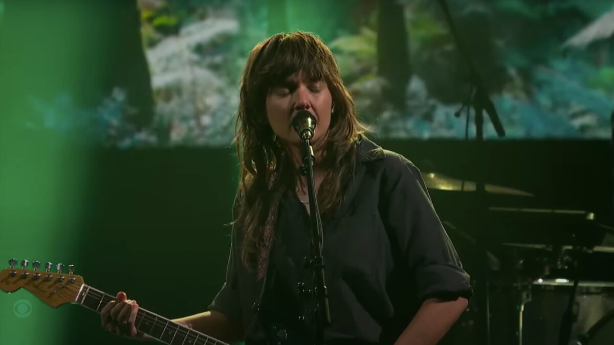 Courtney Barnett Plays ‘Before You Gotta Go’ On ‘Colbert’