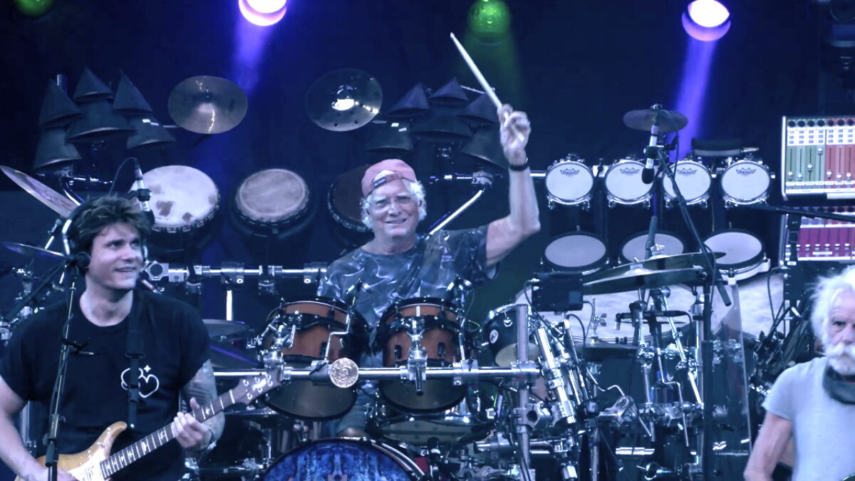 Dead & Company Begins Citi Field Run With Bill Kreutzmann Back On Drums