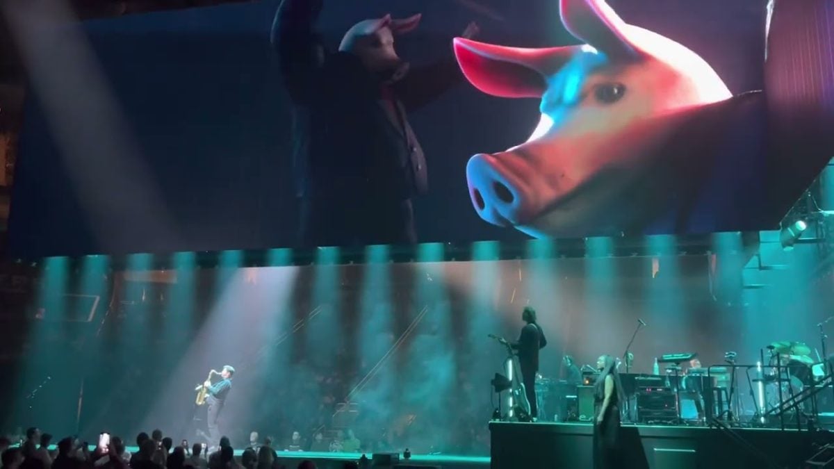 Roger Waters MONEY Opening Night This is Not a Drill Tour July 6, 2022 Pittsburgh PINK FLOYD