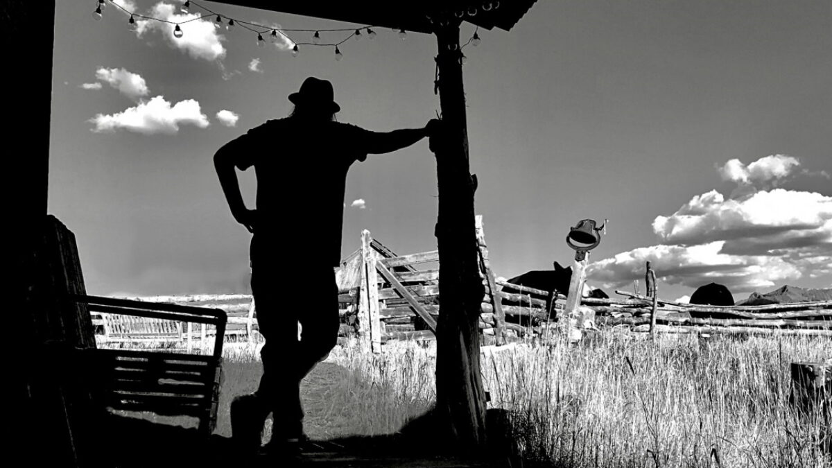 Neil Young & Crazy Horse Share ‘Timberline’ Single