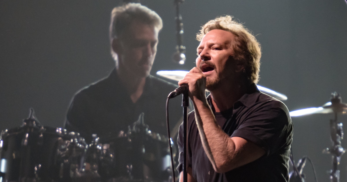 Pearl Jam Eddie Vedder Rose 2022