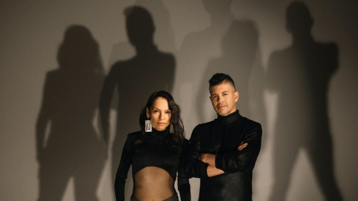 Rodrigo y Gabriela Share Mozart Cover
